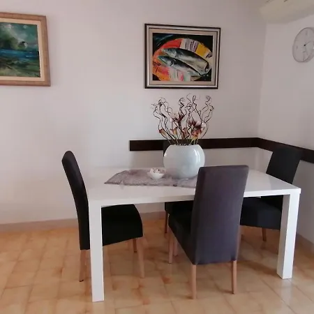Ruza Vjetrova *